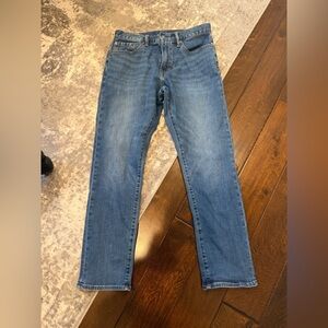 GAP Men’s Athletic Taper Jeans
